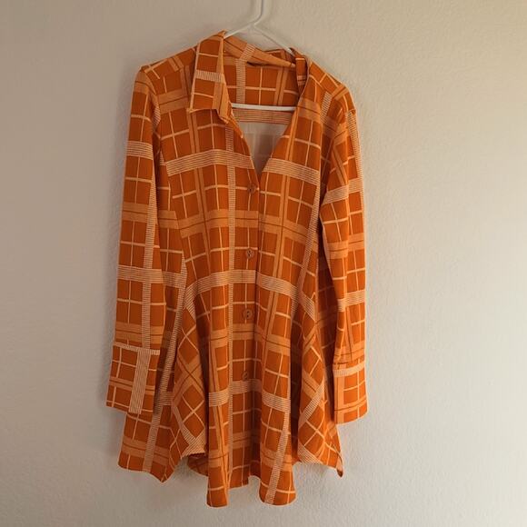 Attitudes by Renee Women’s Regular Button Front Swing Shirt - Picture 6 of 6